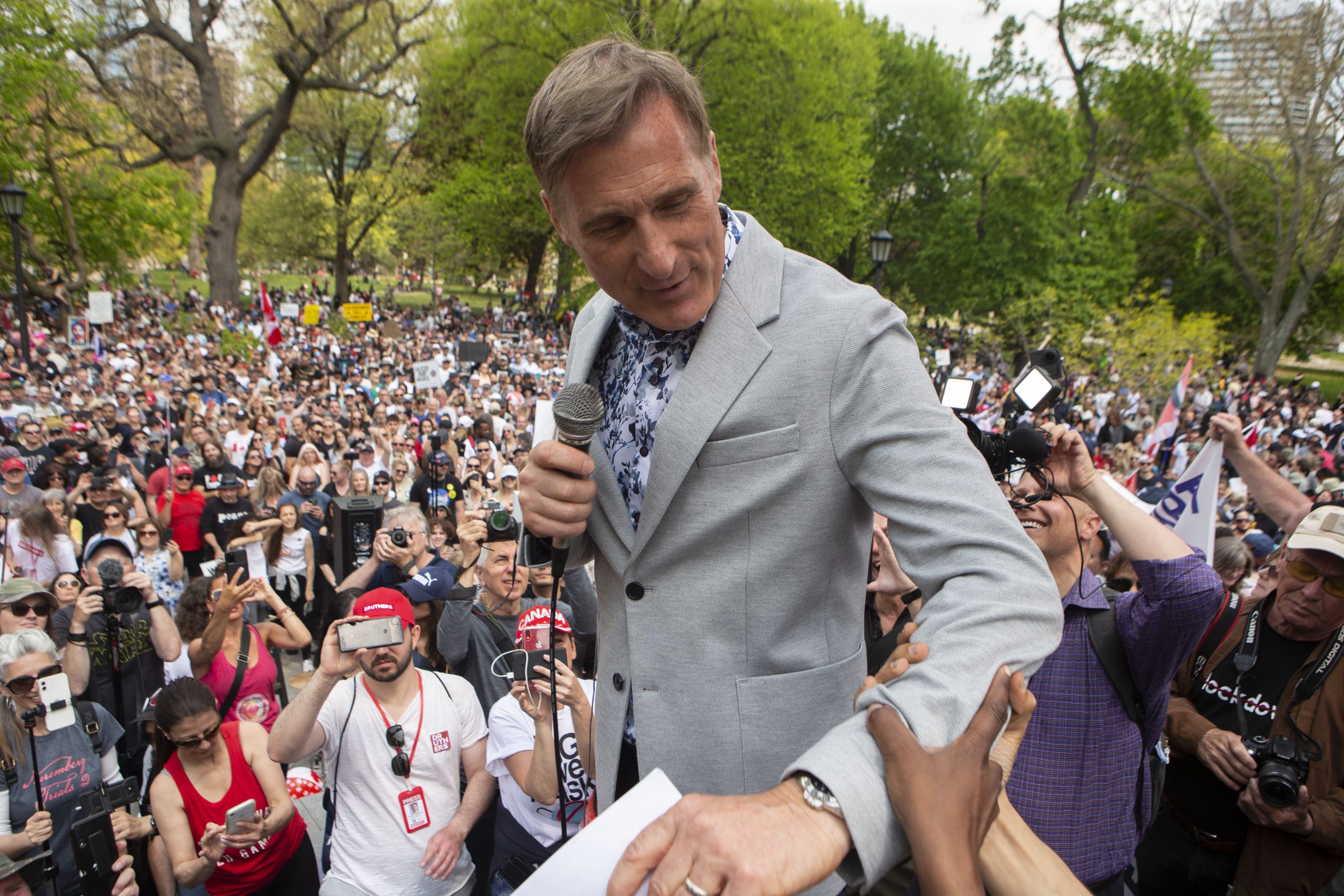 Can Maxime Bernier's Stand for Traditional Family Values Challenge the Woke Culture in Canadian Politics?